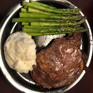 Meet your Posher, Micah